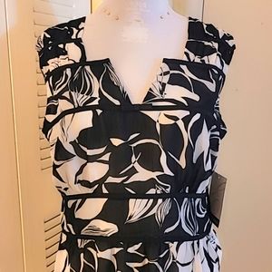 EMMA James Black and white Tank. Size 12